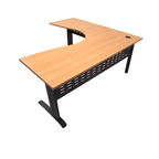 Rapid Span corner desk 1500mm W x 1500mm W x 700mm D with Beech Top & Black Satin Base